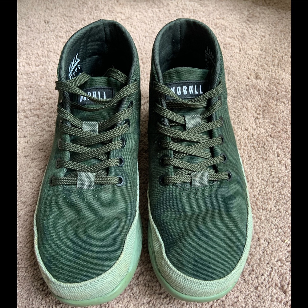 NOBULL Canvas Mid Camo Green Trainer 8.5 Like New!